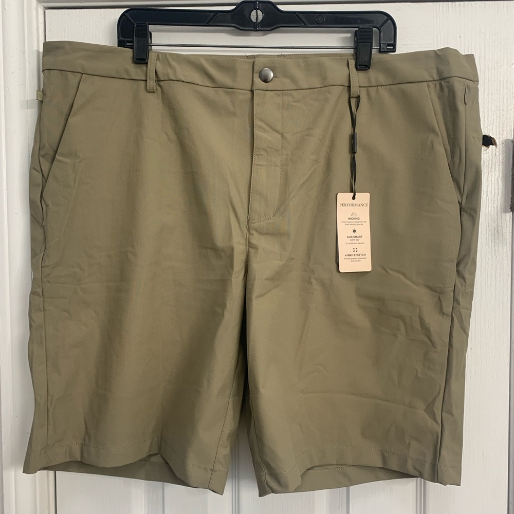 NWT Men's Tan Shorts